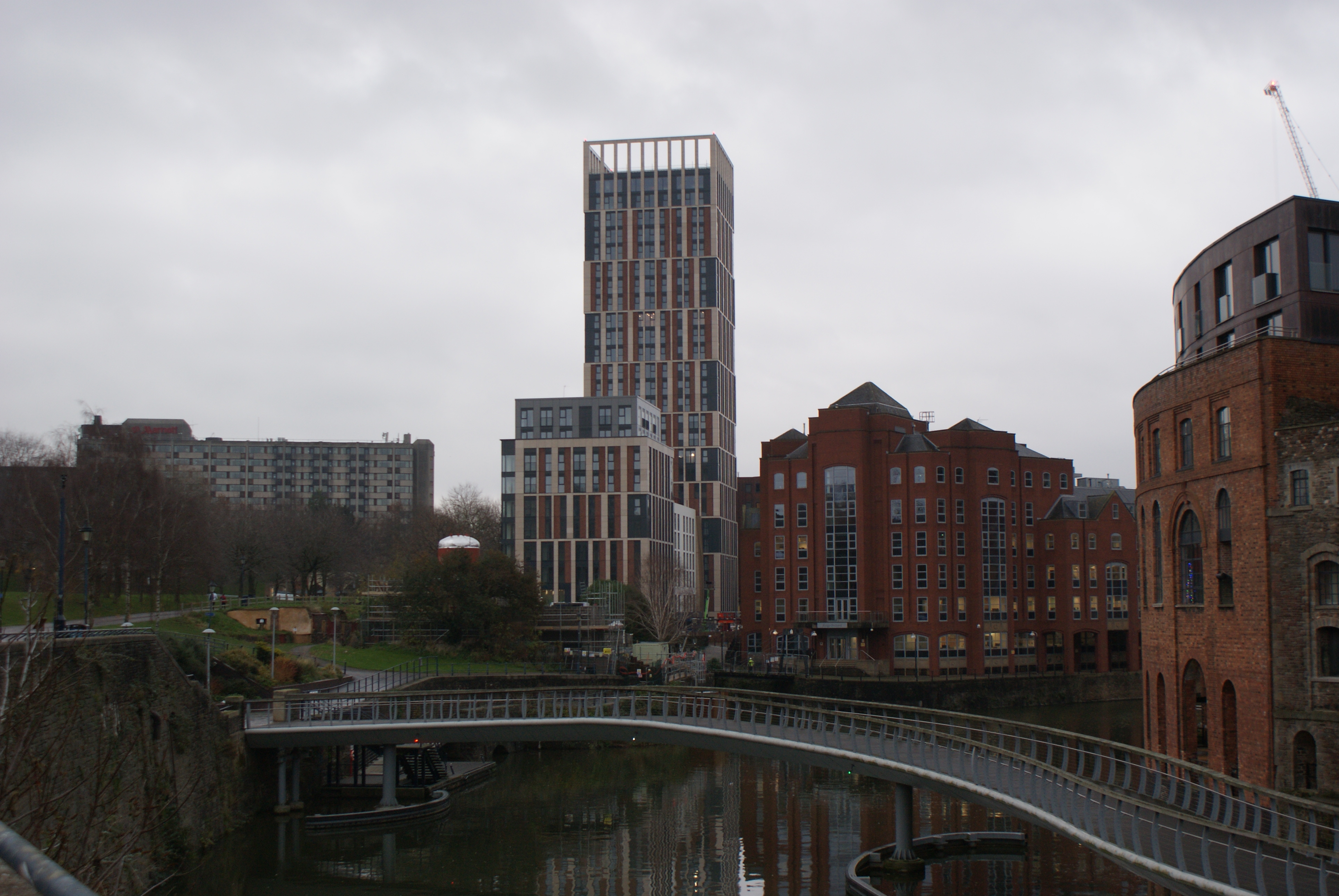 《綺麗》エプソン EPSON Wristable GPS Bluetooth 新品充電器付 SF-810B 活動量計 脈拍計測機能 動作品 窓台、bullnosing、landingtread、上り框、オーク(ナラ)材 3657